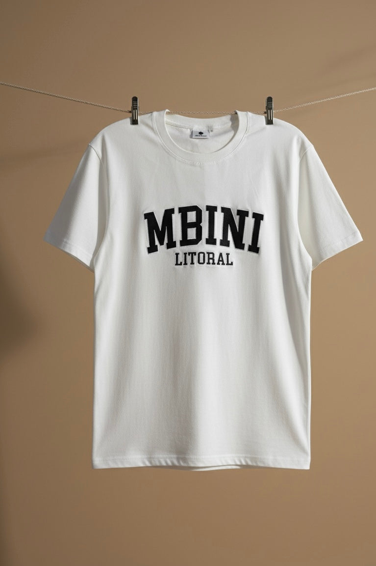 Camiseta Mbini bordada en negro - Unisex