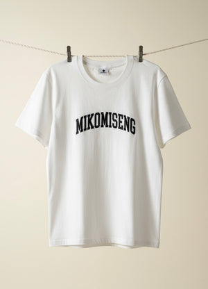 Camiseta Mikomiseng bordada en negro - Unisex